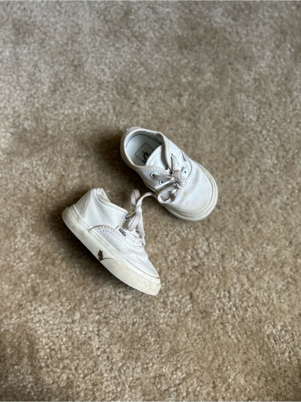 Vans Kids Off-White Canvas Lace-Up Sneakers